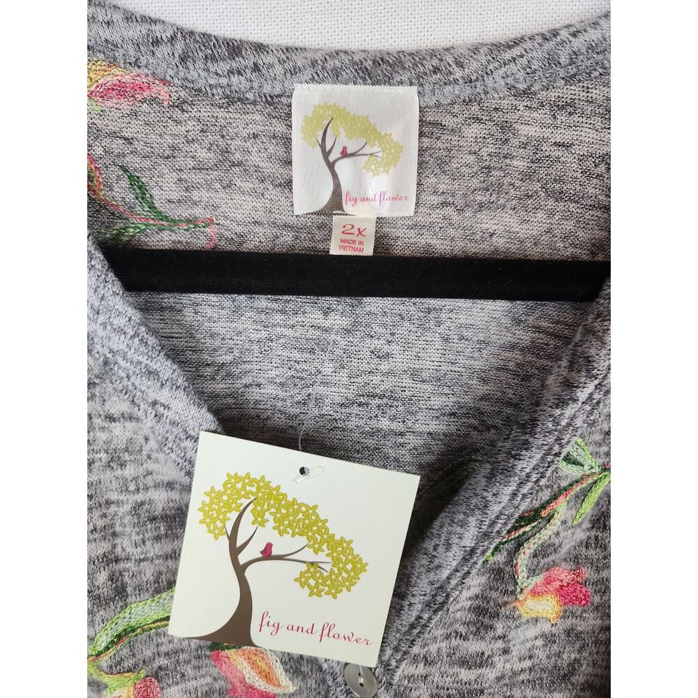 NWT Fig & Flower Sweater Womens 2X Floral Embroidered peasant comfy casual - Picture 2 of 8